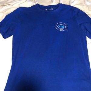 Under armour football shirt men’s large